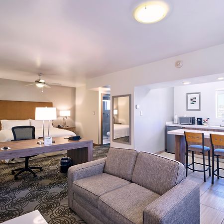 Holiday Inn & Suites Chihuahua Expo By Ihg Чиуауа Екстериор снимка